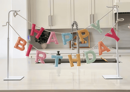 Luhaka®🎉 Adjustable Metal Stand – Easy. Stylish Party Display 🎈
